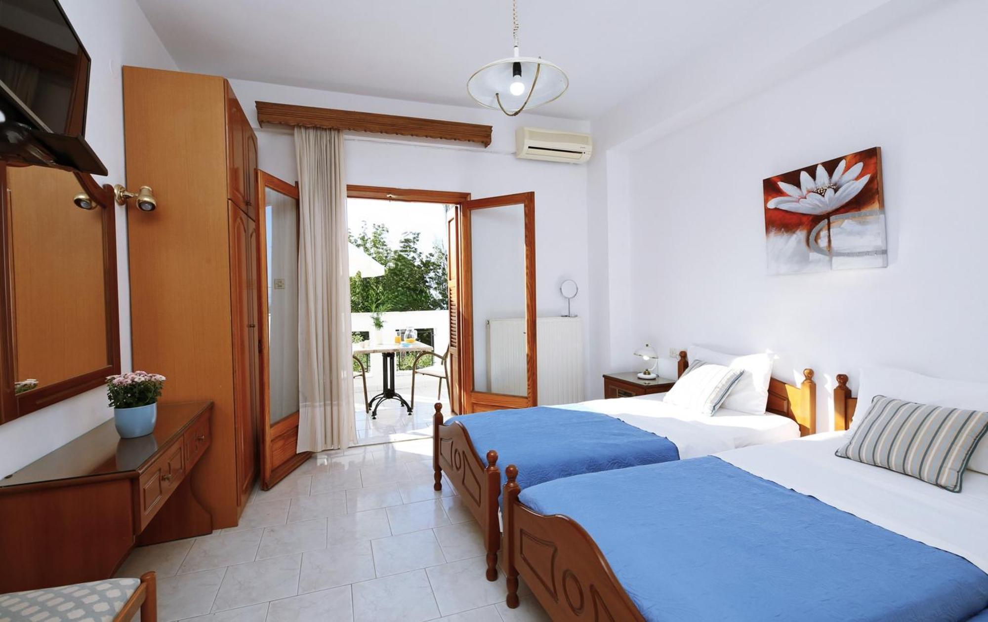 Okeanis Apartments กาลาเนรา ภายนอก รูปภาพ